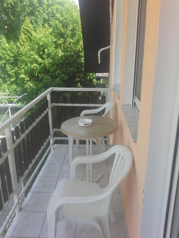 Friends Villa Apartments Hévíz Екстериор снимка