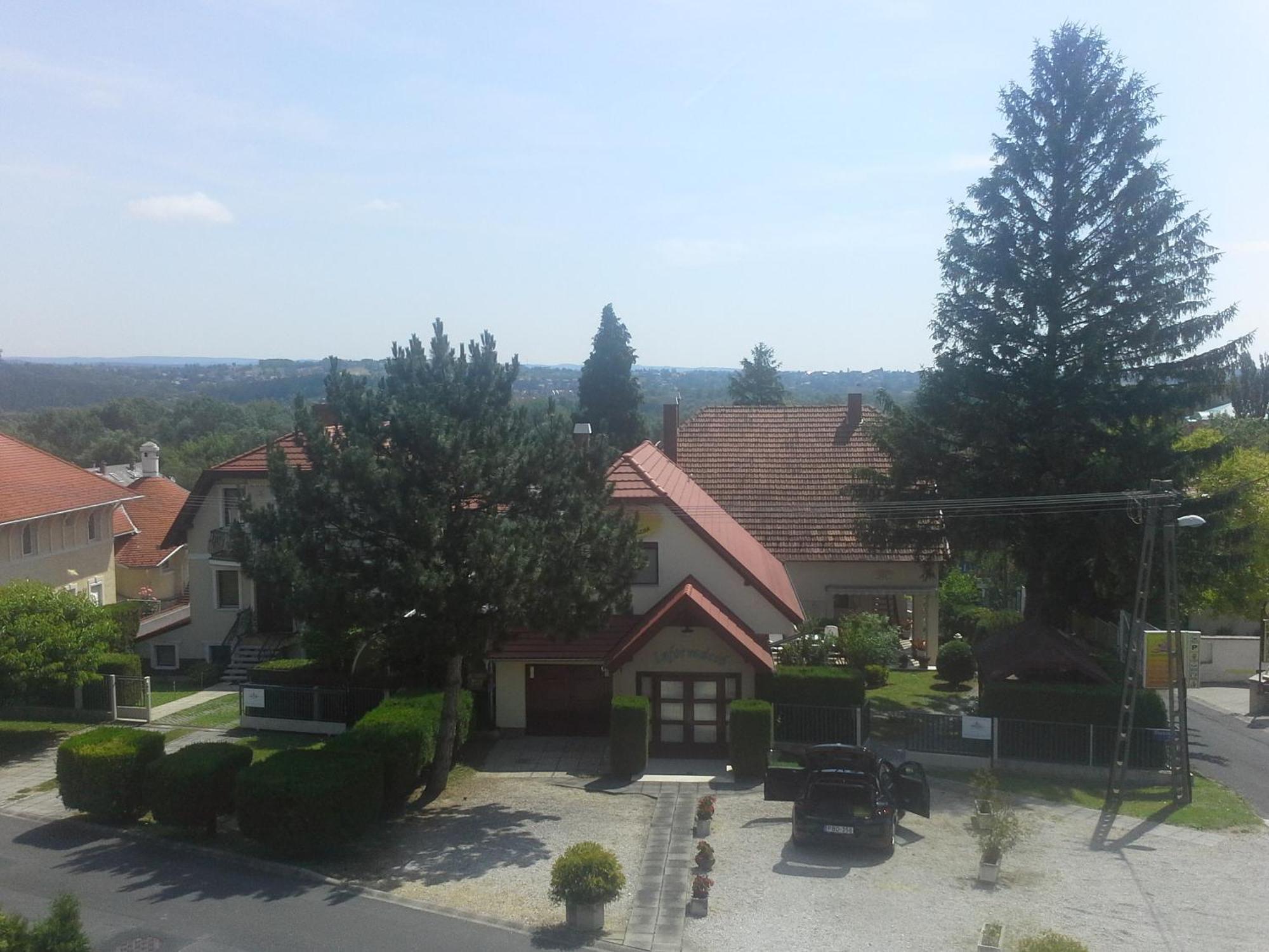Friends Villa Apartments Hévíz Екстериор снимка
