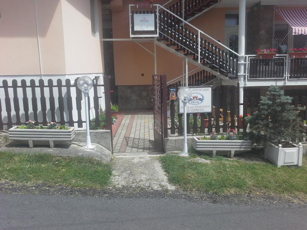 Friends Villa Apartments Hévíz Екстериор снимка