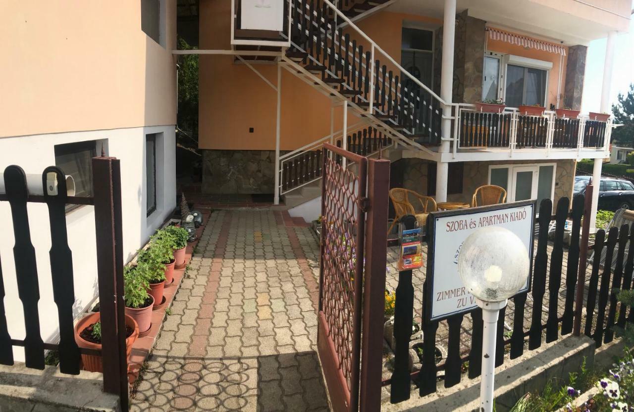 Friends Villa Apartments Hévíz Екстериор снимка